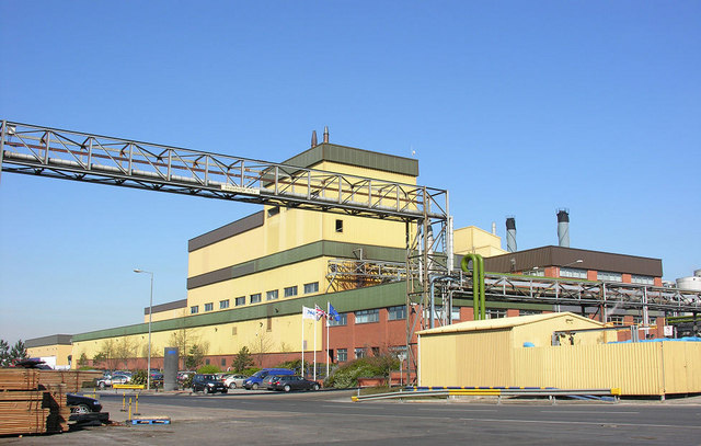 Vegetable oil refinery